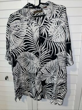 Cubavera Monochrome Hawaiian Aloha Shirt Palm Leaf Tropical Button-Up Shirt